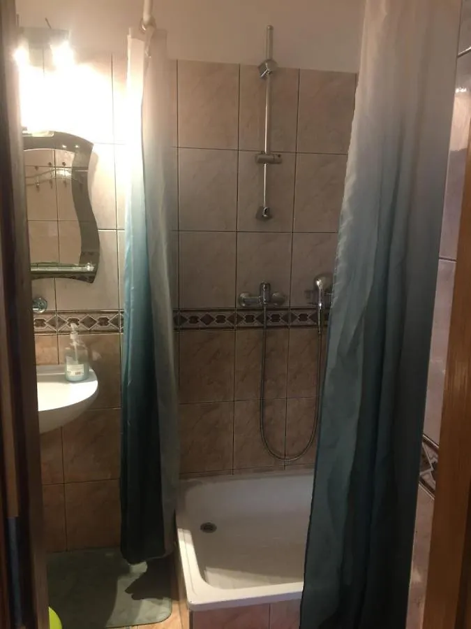 Willa Skoczek: Two-Room Apartment with Shared Bathrooms and Thermal Spa Access Zakopane Poland